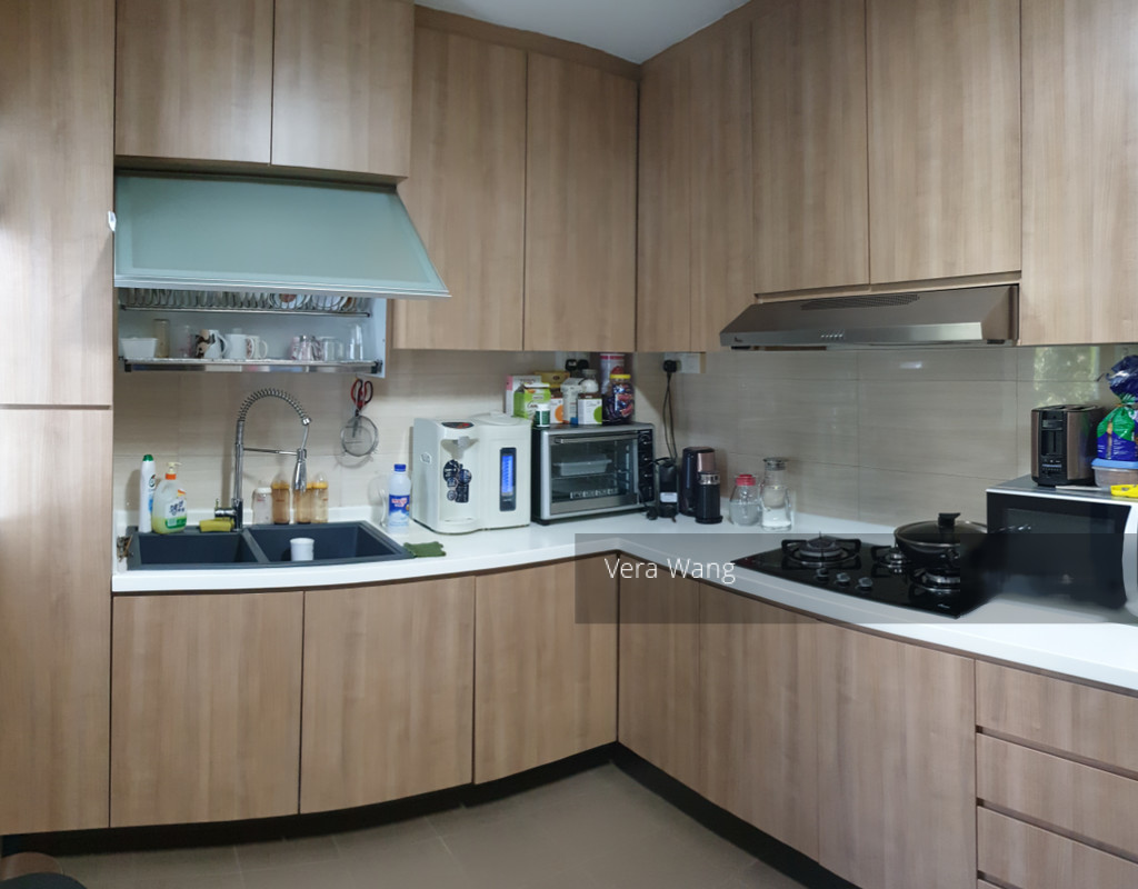 Blk 892 Tampines Avenue 8 (Tampines), HDB Executive #205877081